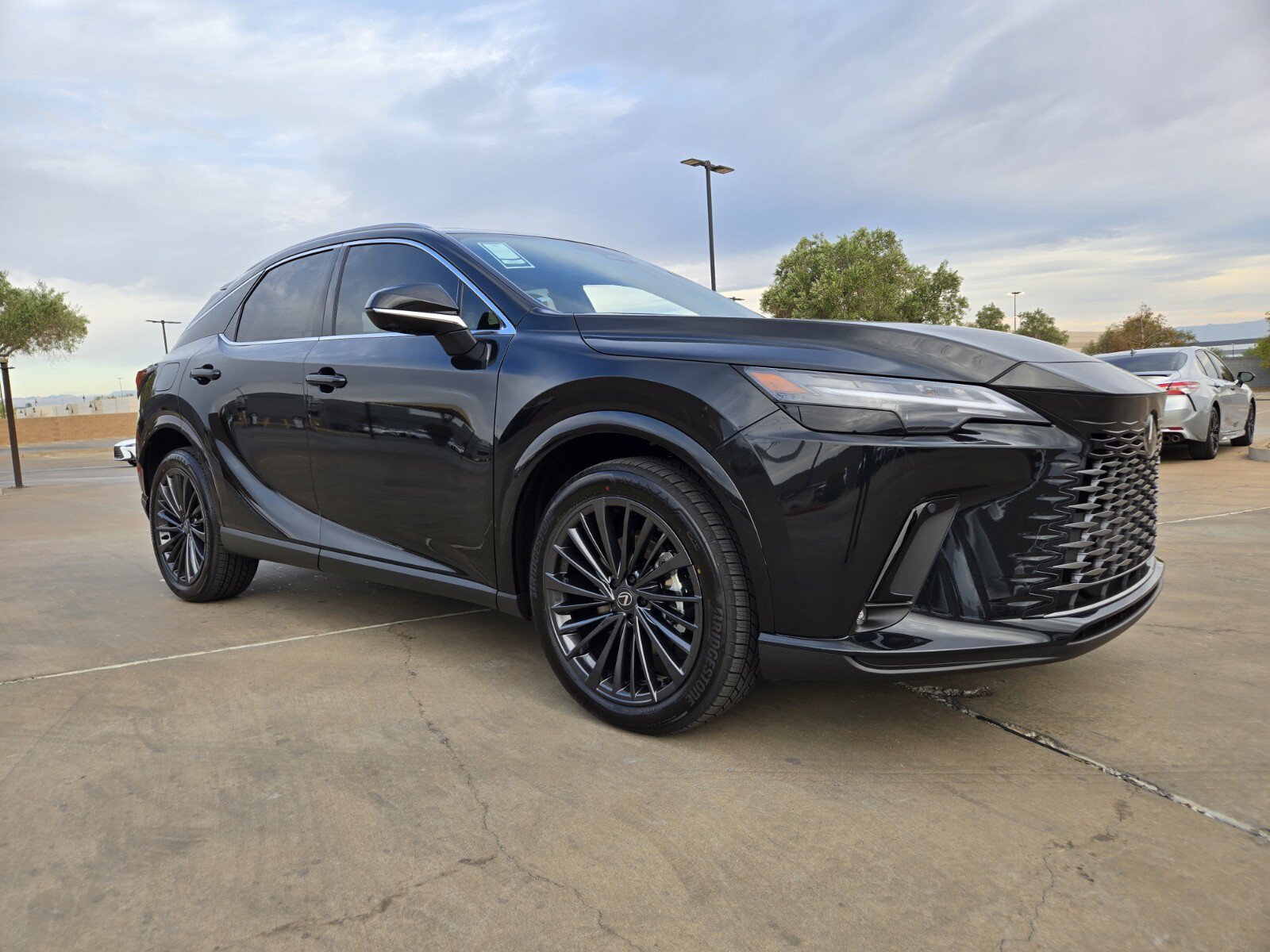 New 2026 Lexus RX 450h AWD image 2