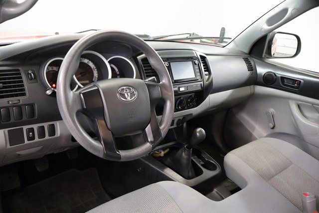 Used 2014 Toyota Tacoma 2WD Regular Cab image 16