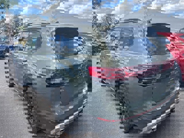 Certified 2025 Volkswagen Atlas Peak Edition SE image 6