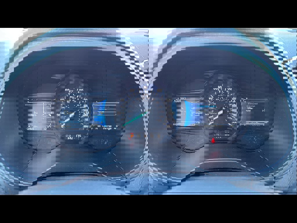 Used 2022 Ford Edge SEL w/ Convenience Package image 18