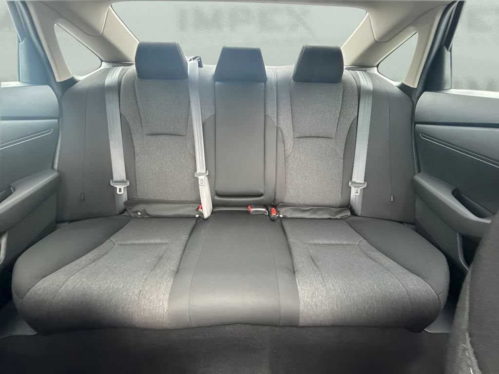Used 2025 Honda Accord SE image 7