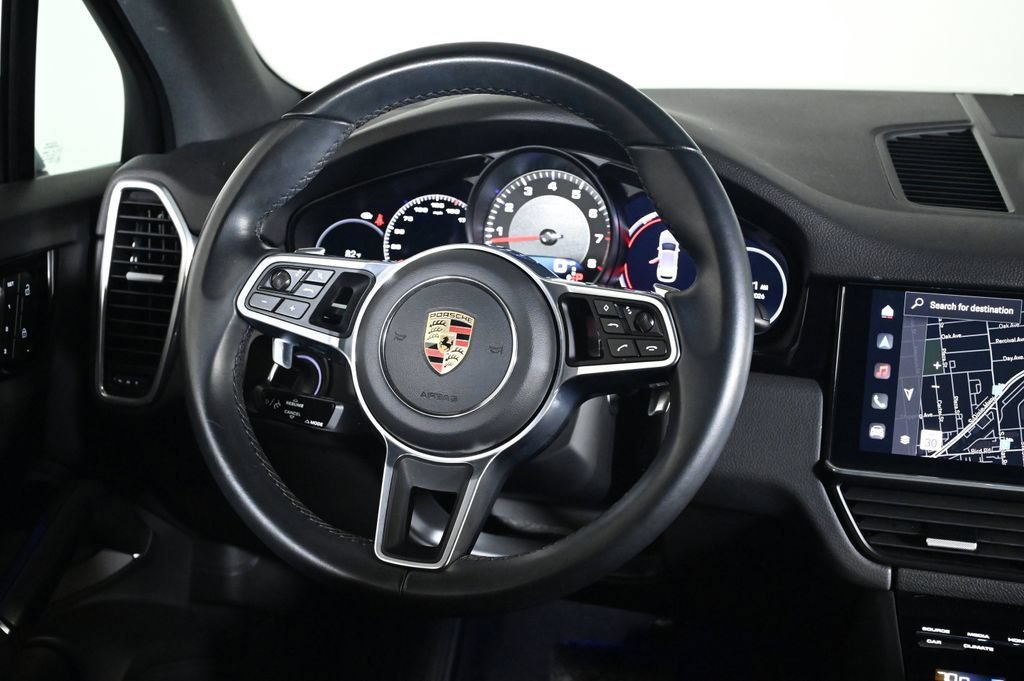 Certified 2023 Porsche Cayenne Platinum Edition AWD/4WD image 12