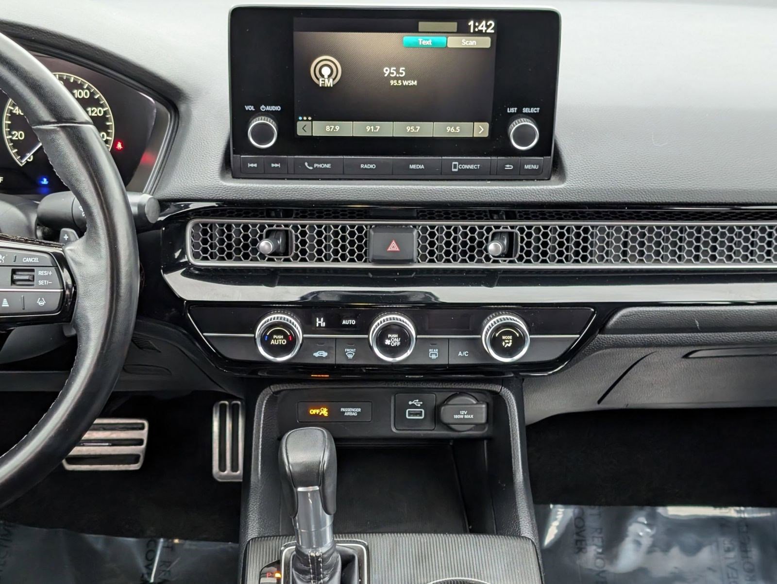 Used 2024 Honda Civic Sport image 27