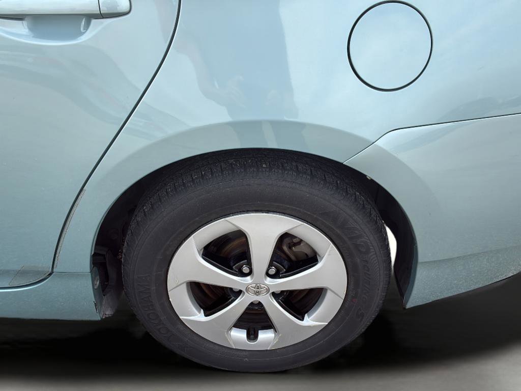 Used 2013 Toyota Prius Two image 40