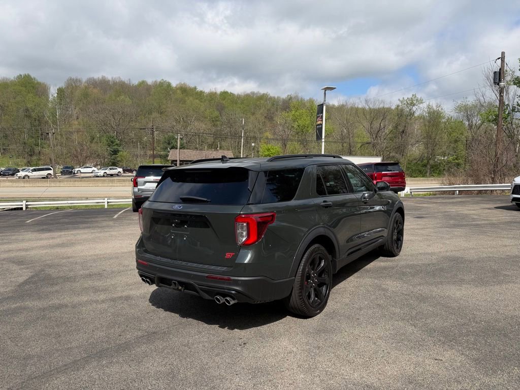 Used 2022 Ford Explorer ST w/ ST Street Pack AWD/4WD image 21