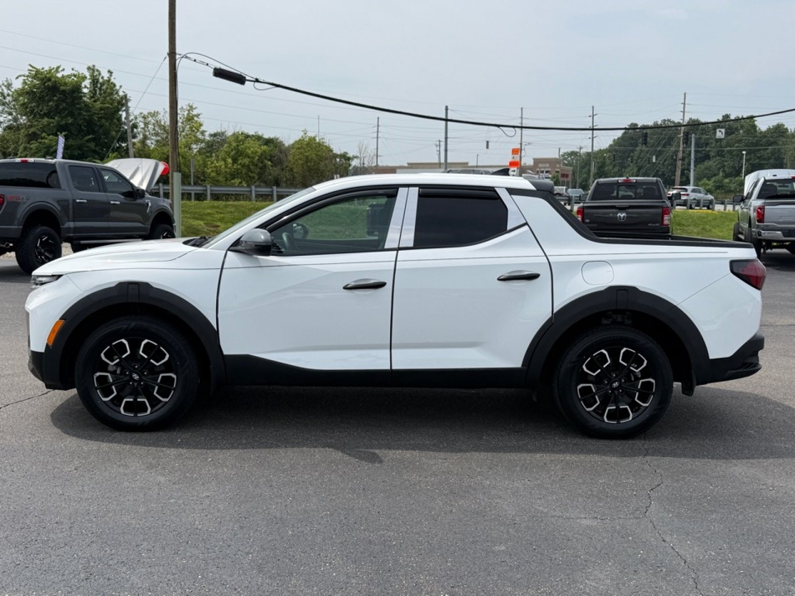 Used 2024 Hyundai Santa Cruz SEL AWD/4WD image 5