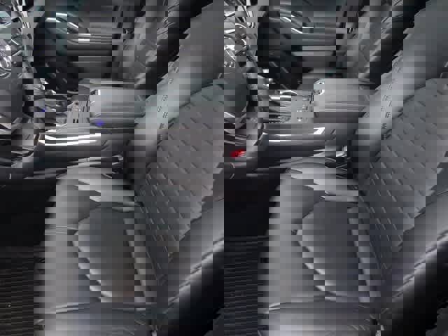 Used 2022 Toyota Highlander XLE image 6