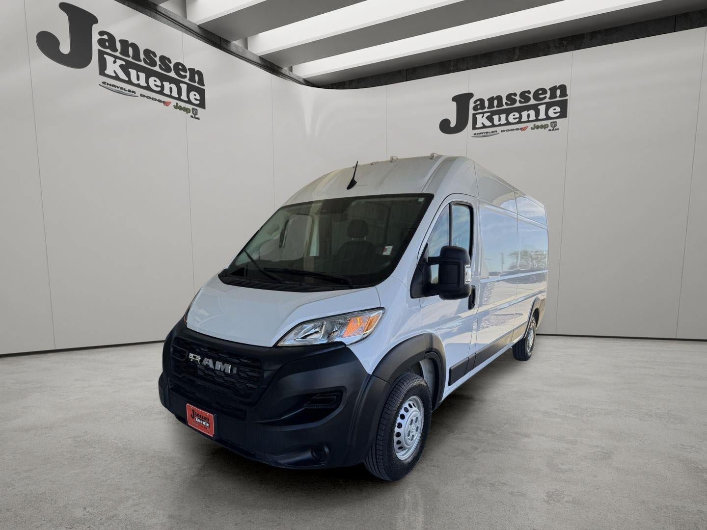Used 2025 RAM ProMaster 2500 FWD image 5