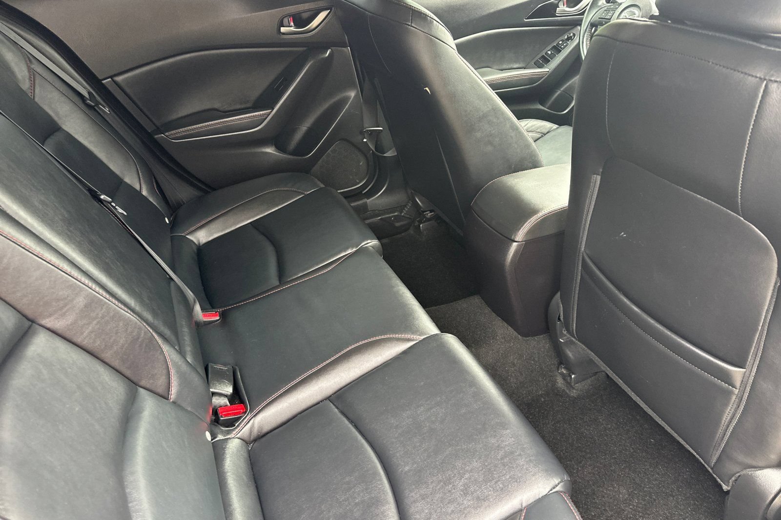 Used 2016 MAZDA MAZDA3 i Grand Touring FWD image 18