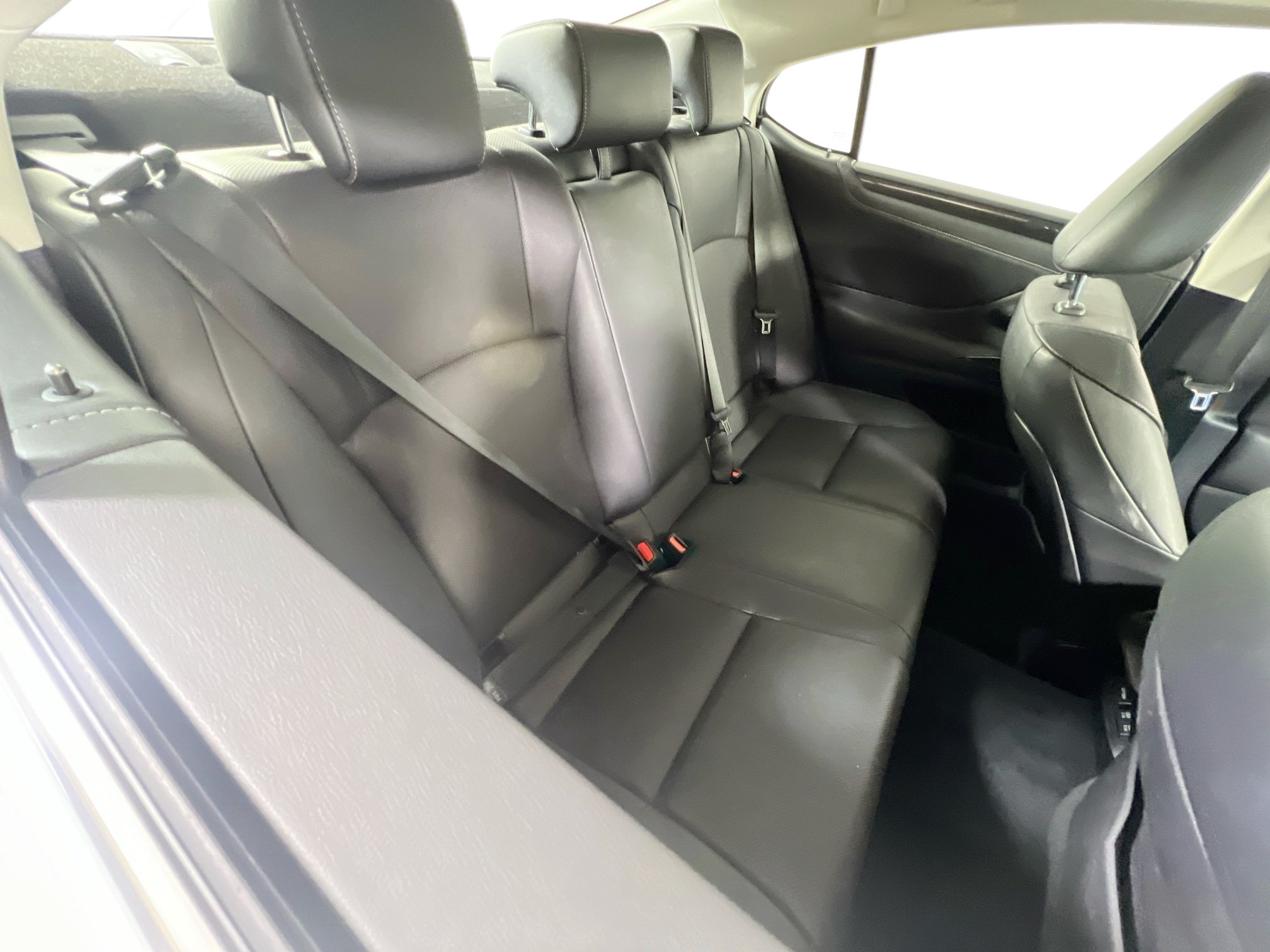 Used 2021 Lexus ES 250 w/ Accessory Package 2 AWD/4WD image 25