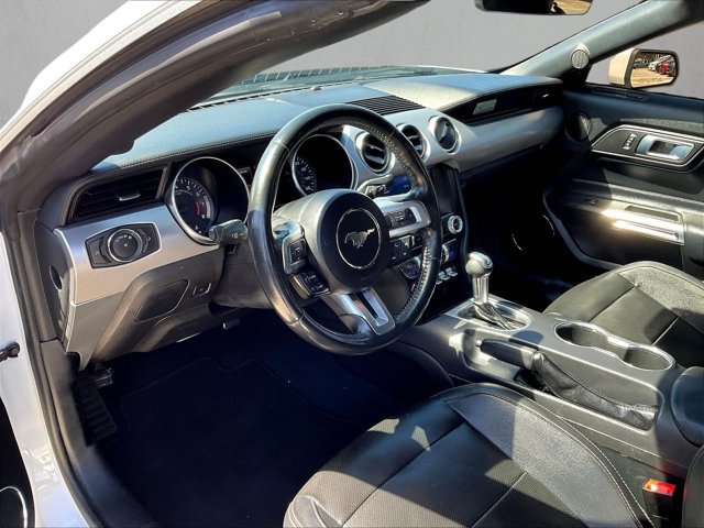 Used 2022 Ford Mustang Premium RWD image 10