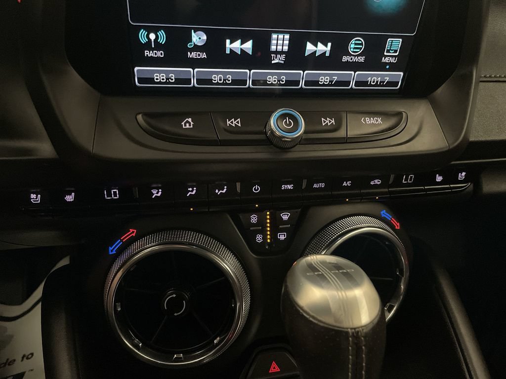 Used 2016 Chevrolet Camaro LT RWD image 12