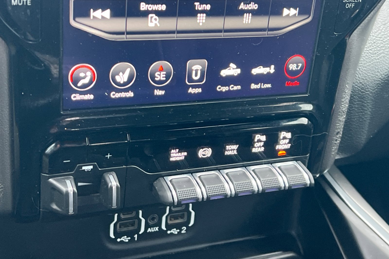 Used 2021 RAM 2500 Laramie w/ Safety Group B image 22