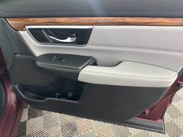 Certified 2017 Honda CR-V Touring image 29