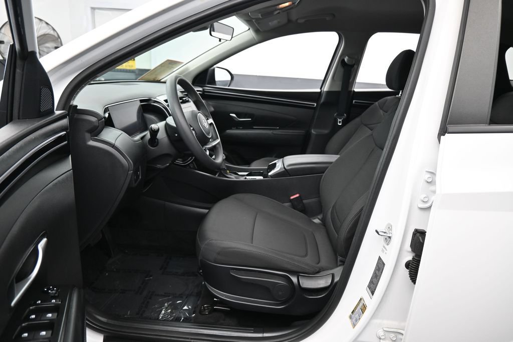 Used 2024 Hyundai Tucson SE FWD image 11