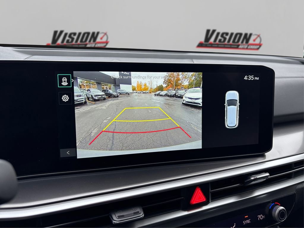 Certified 2025 Kia Sorento S w/ Panoramic Sunroof Package image 28