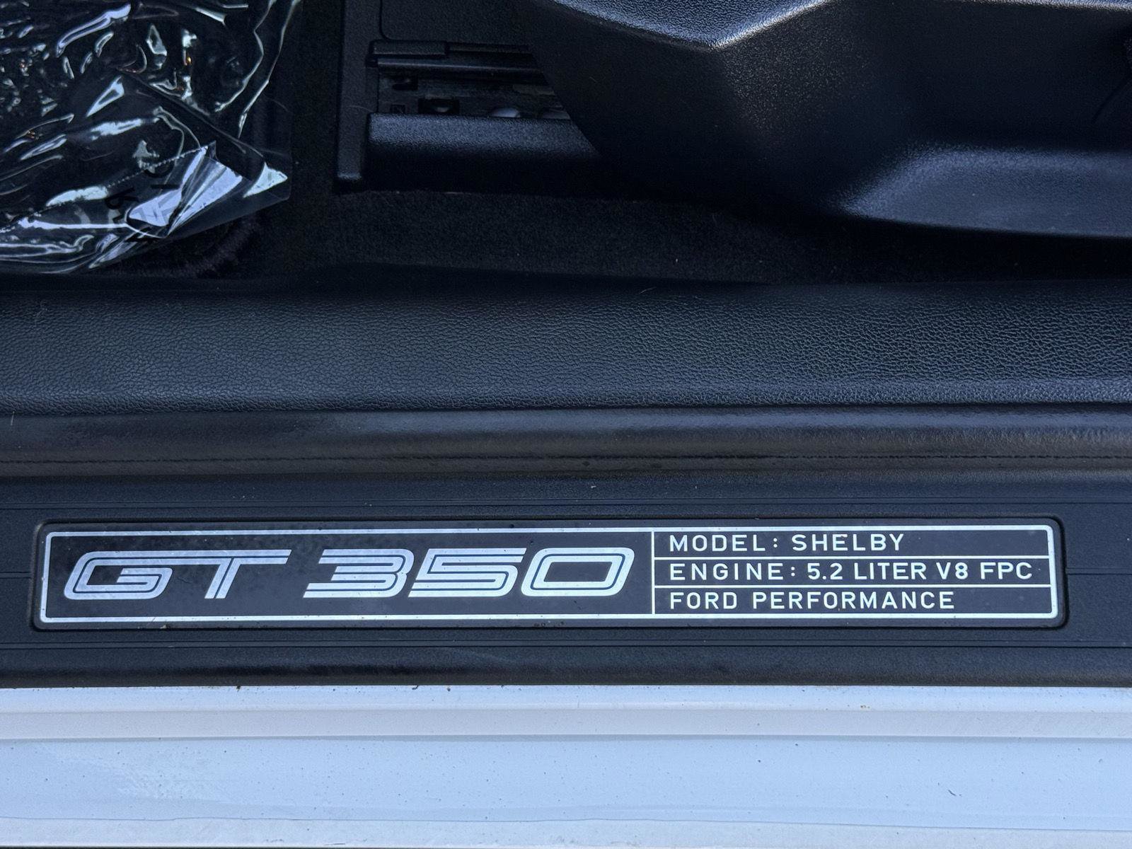 Used 2016 Ford Mustang Shelby GT350 w/ Track Package RWD image 28