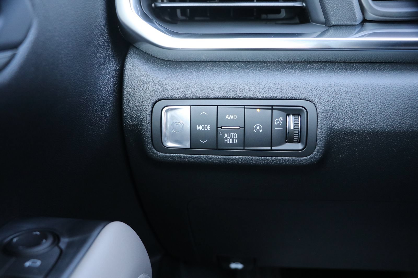 New 2026 GMC Terrain Elevation AWD/4WD image 12