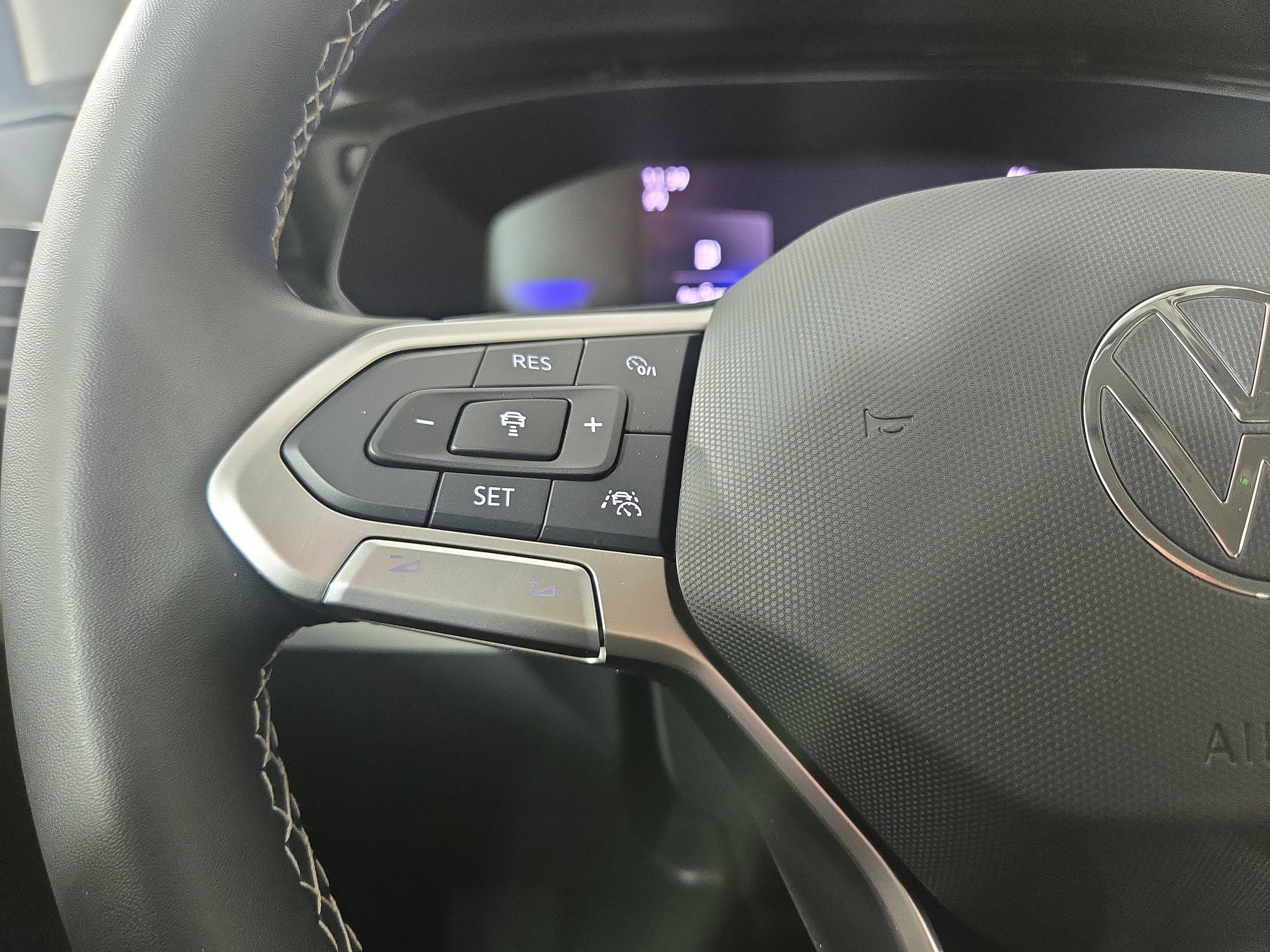 Used 2024 Volkswagen Taos S image 15