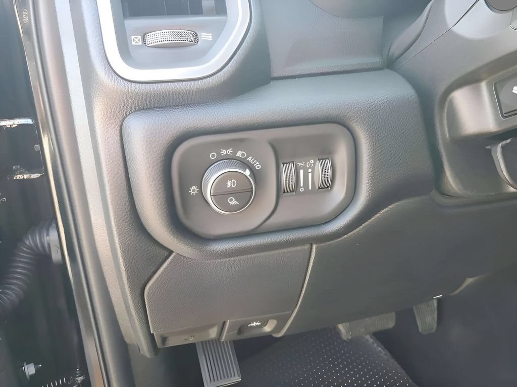 New 2025 RAM 2500 Laramie AWD/4WD image 83