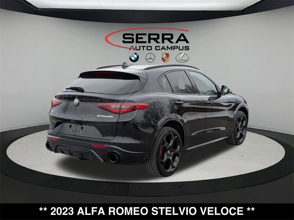 Used 2023 Alfa Romeo Stelvio Veloce image 13
