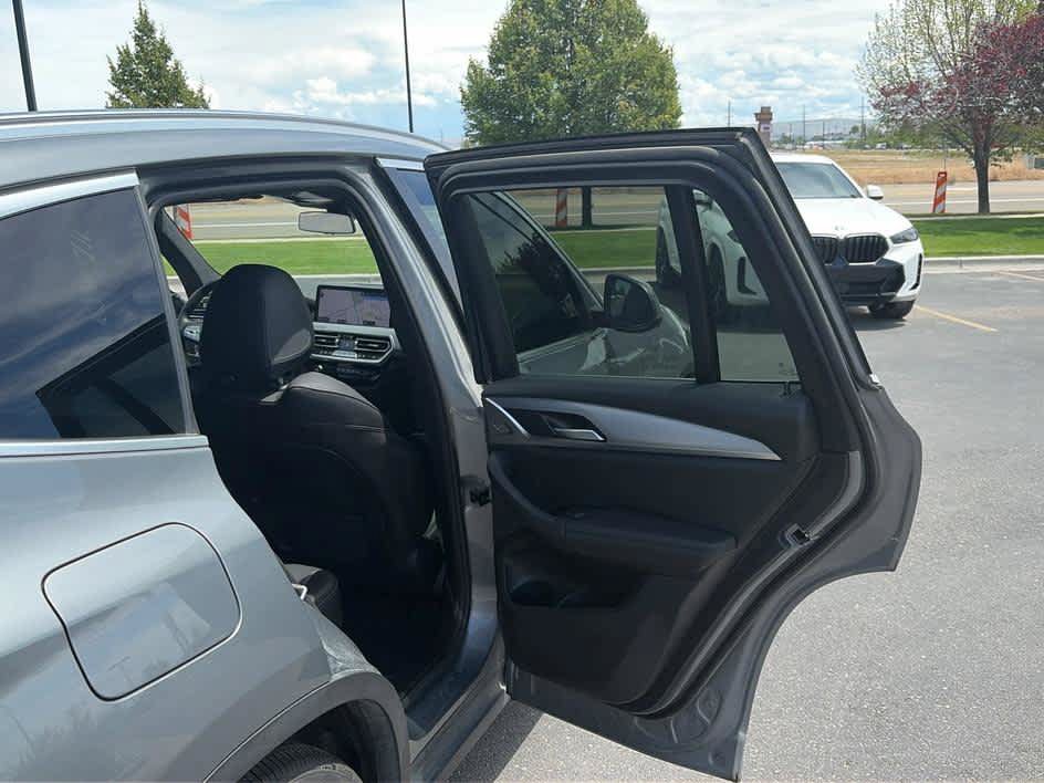 Used 2023 BMW X3 xDrive30i w/ Premium Package AWD/4WD image 7