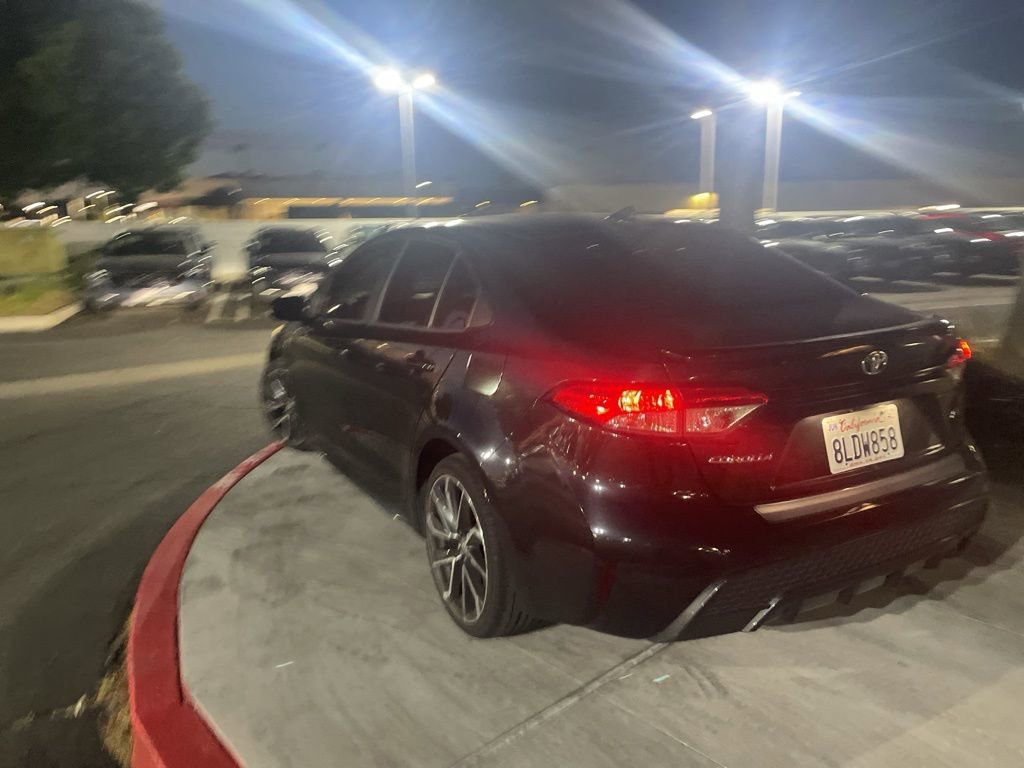 Used 2020 Toyota Corolla SE w/ Carpet Mat Package (TMS) image 18