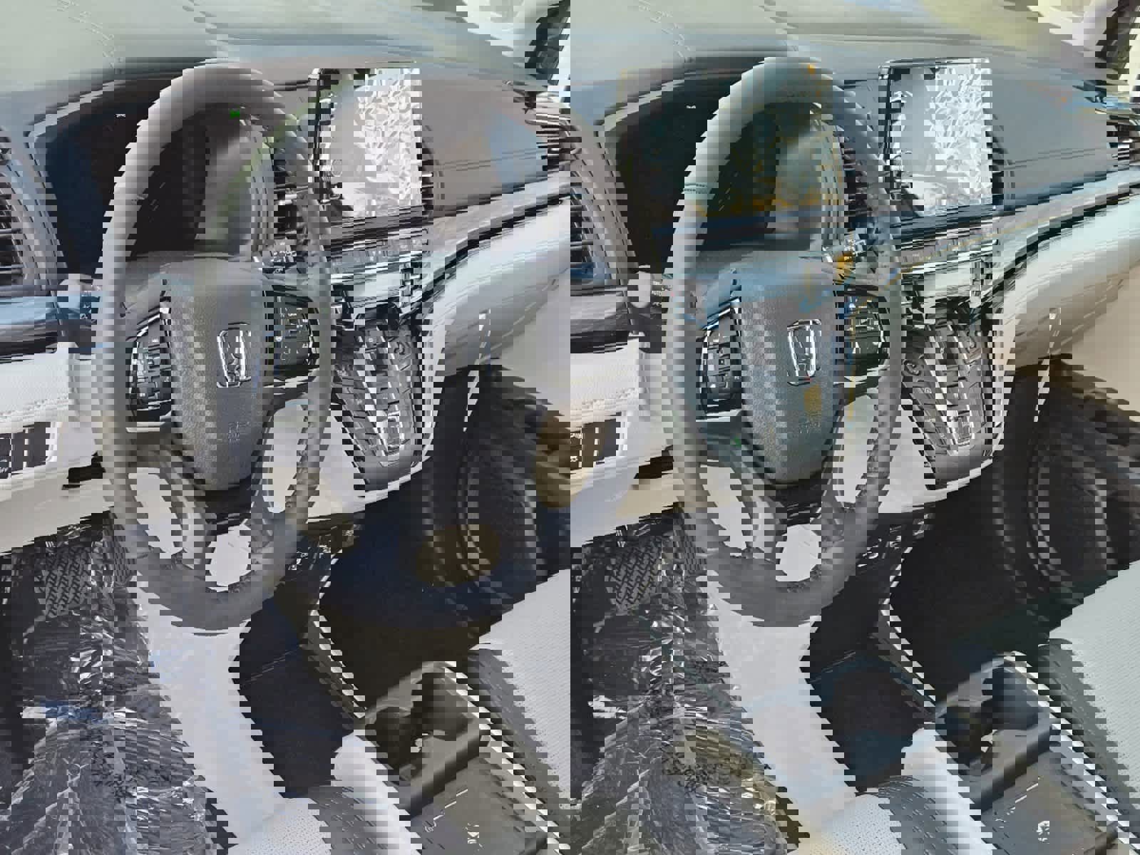 New 2026 Honda Odyssey Elite image 2