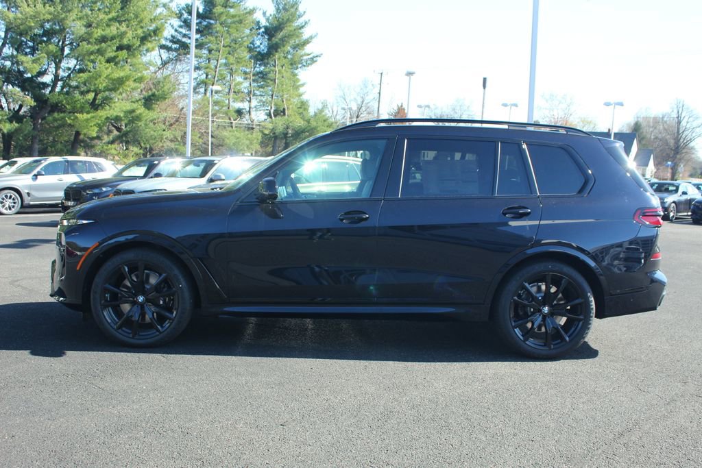 Used 2026 BMW X7 xDrive40i AWD/4WD image 4