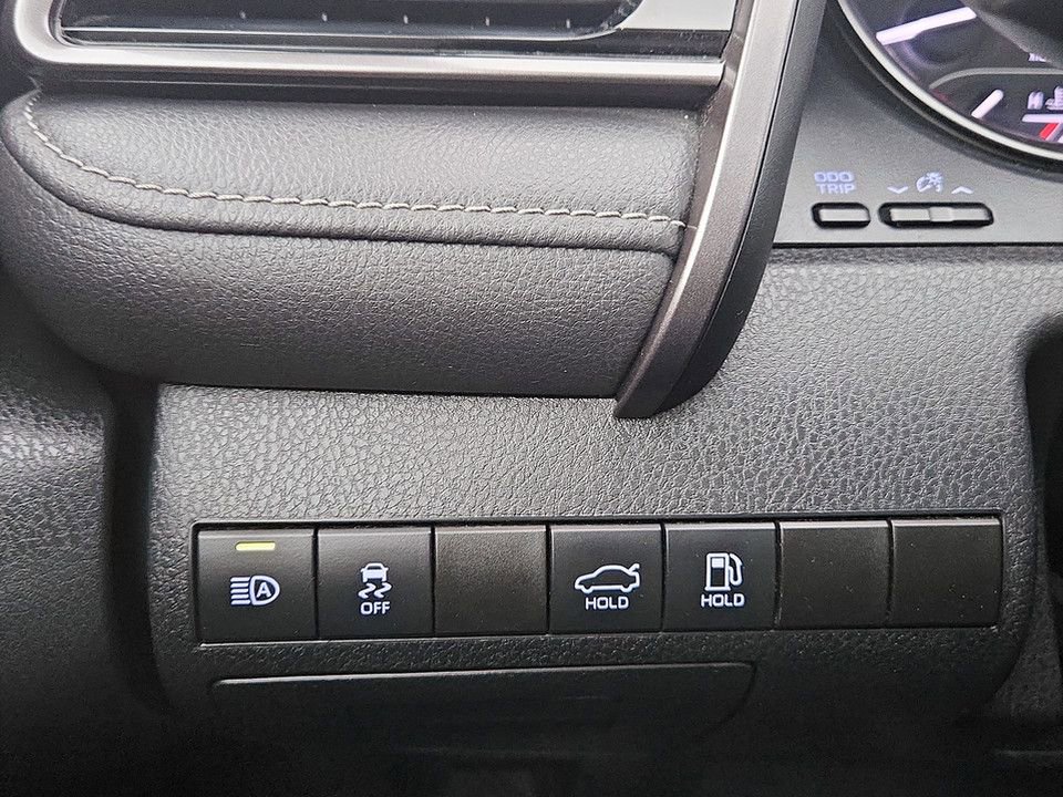 Used 2023 Toyota Camry SE image 21