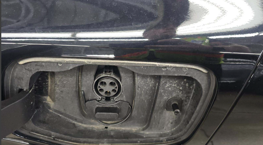 Used 2024 Chevrolet Equinox EV RS FWD image 10