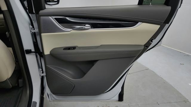 Certified 2024 Cadillac XT6 Premium Luxury w/ LPO, Floor Liner Package image 21