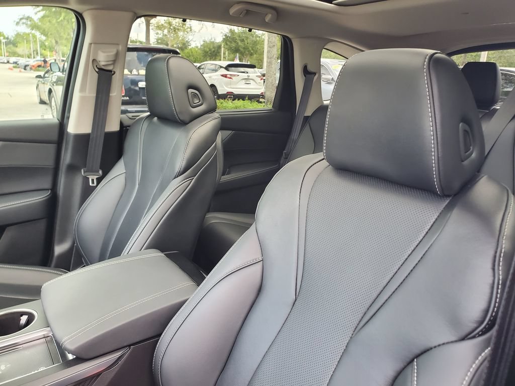 Certified 2024 Acura MDX w/ Technology Package FWD image 17