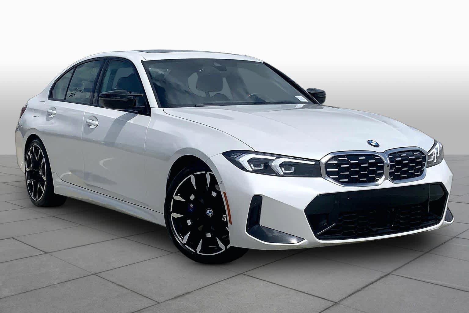 Used 2025 BMW M340i RWD image 2