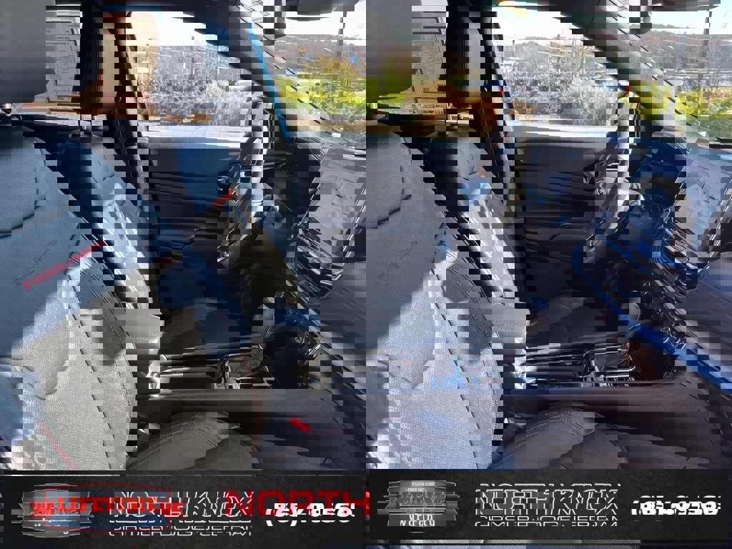 Used 2025 Jeep Compass Trailhawk w/ Trailhawk Elite Group image 25