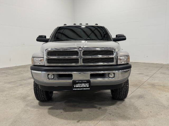 Used 2001 Dodge Ram 2500 Truck ST image 3