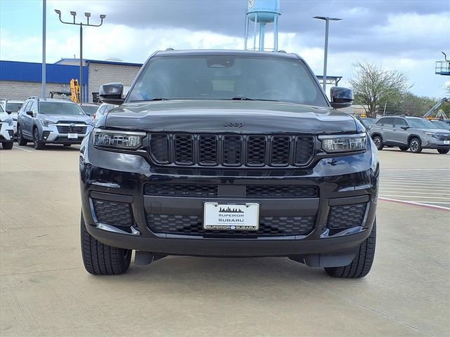 Used 2023 Jeep Grand Cherokee L Laredo image 3