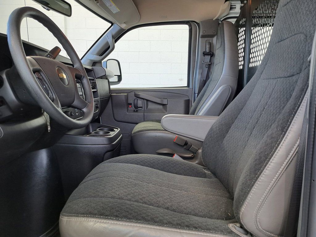 Used 2024 Chevrolet Express 2500 w/ Driver Convenience Package image 22