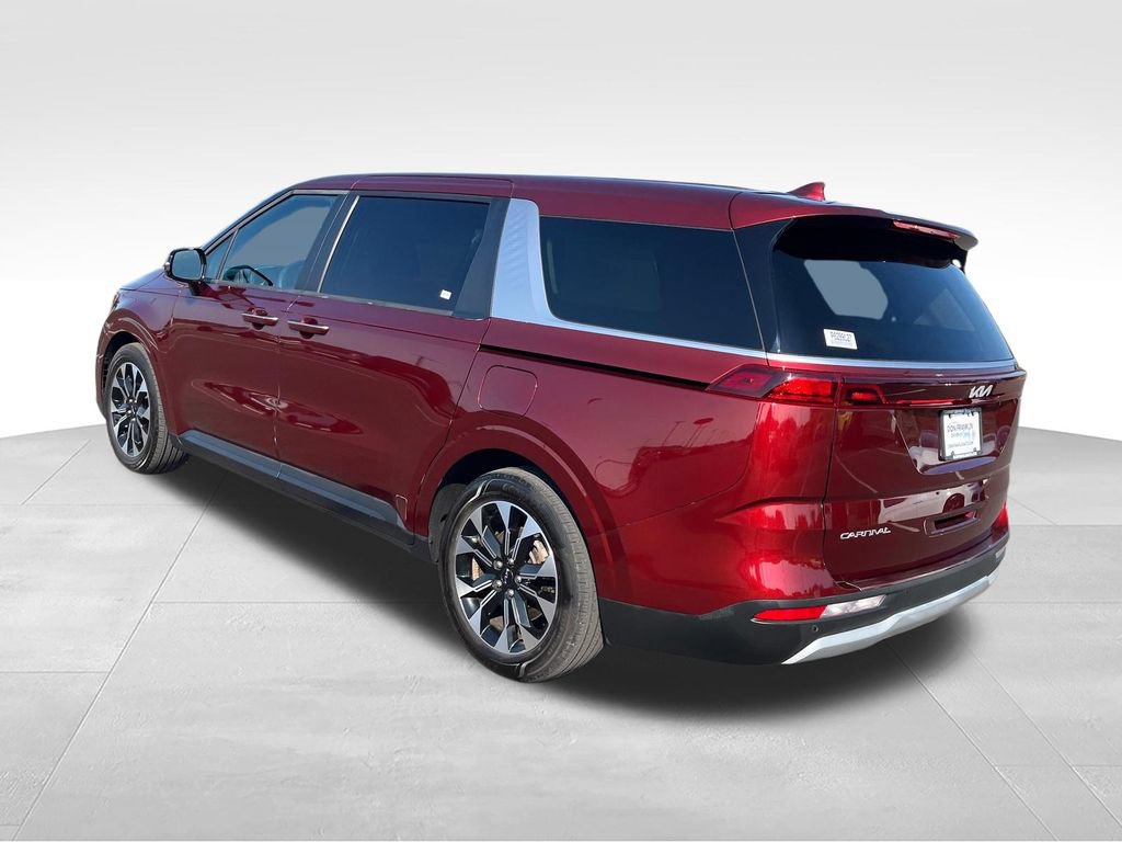 Used 2023 Kia Carnival EX FWD video 3