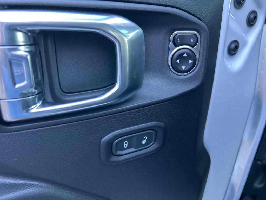 New 2026 Jeep Wrangler Unlimited Rubicon w/ Safety Group image 19