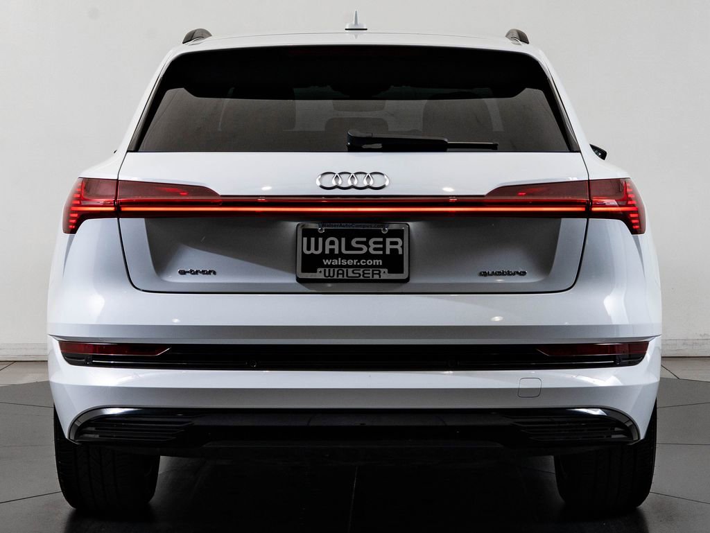 Used 2021 Audi e-tron Premium w/ Convenience Plus Package AWD/4WD image 7