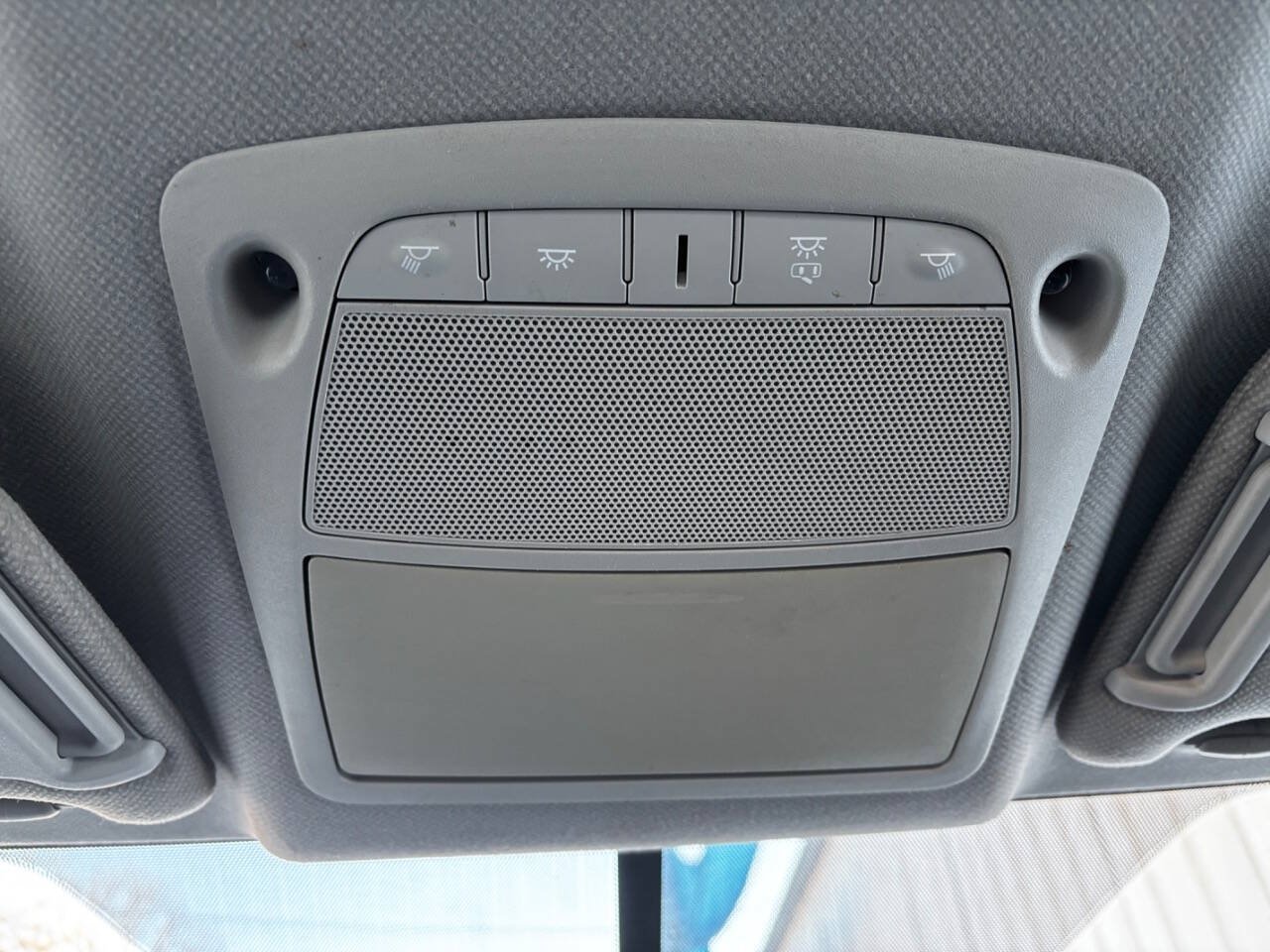 Used 2015 Nissan Sentra SR FWD image 31