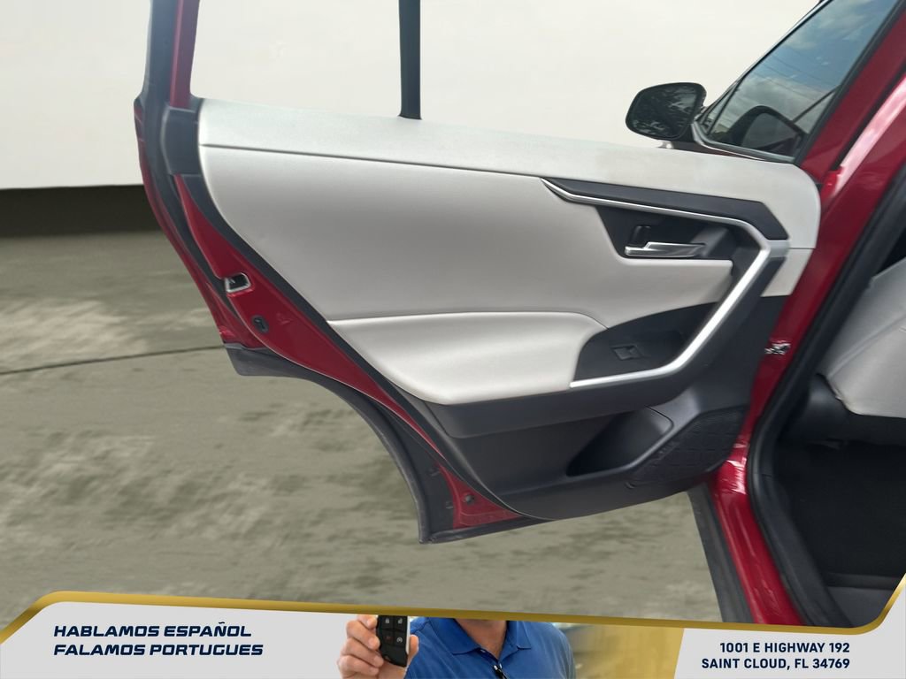 Used 2021 Toyota RAV4 XLE w/ Convenience Package image 22