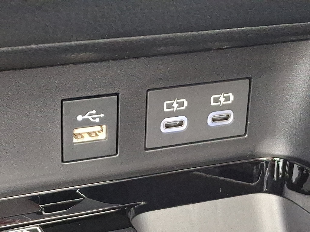 Used 2026 Toyota Camry XSE FWD image 26