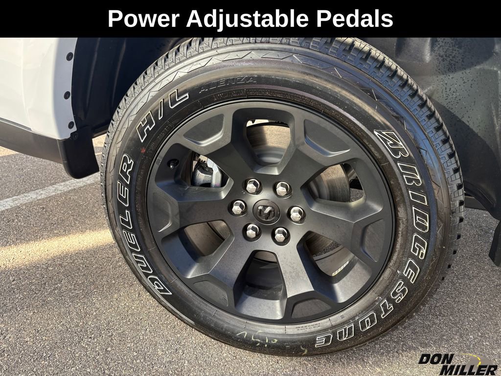 New 2026 RAM 1500 Big Horn w/ Night Edition image 10