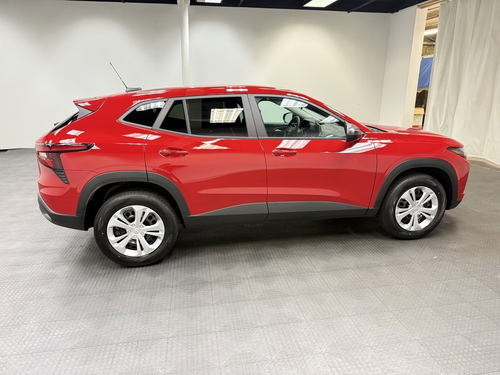 New 2026 Chevrolet Trax LS image 7