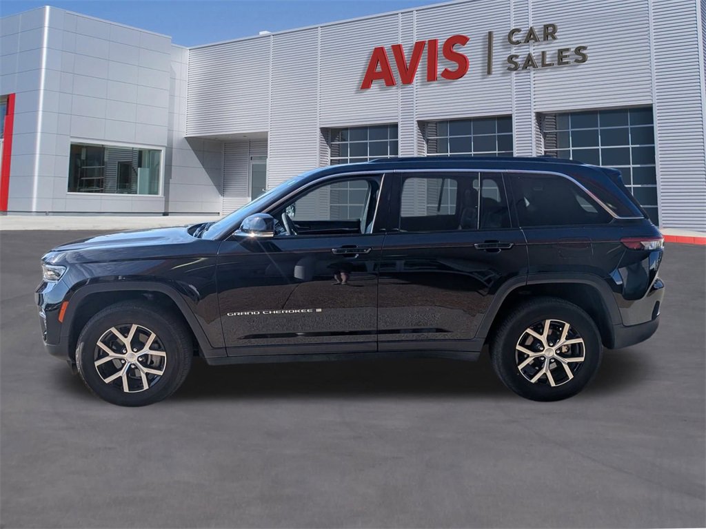 Used 2024 Jeep Grand Cherokee Limited image 10