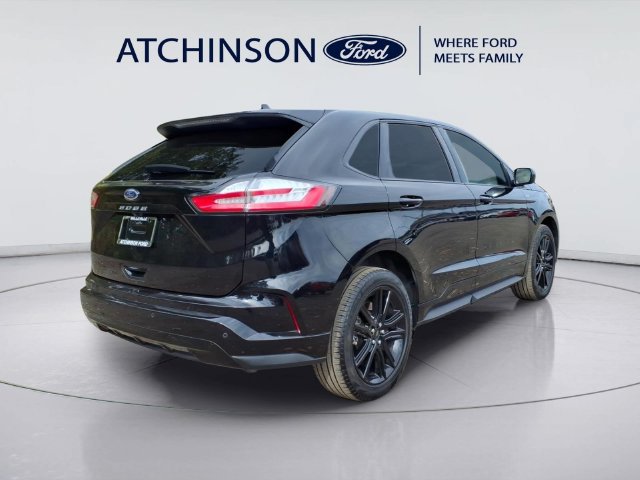 Certified 2024 Ford Edge ST-Line AWD/4WD image 5