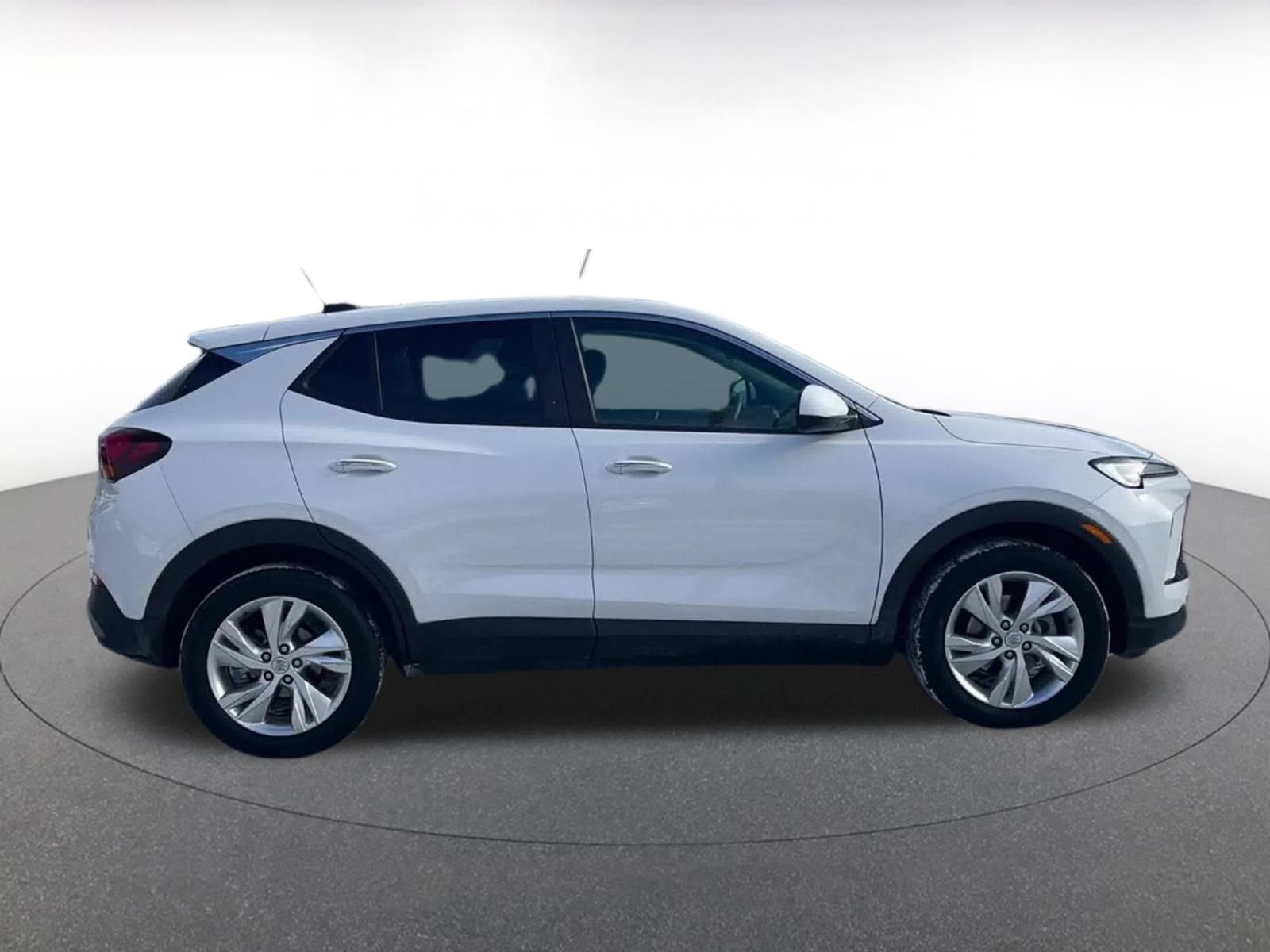 Used 2025 Buick Encore GX Preferred image 16