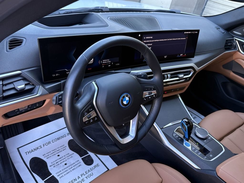 Used 2023 BMW i4 eDrive35 image 16